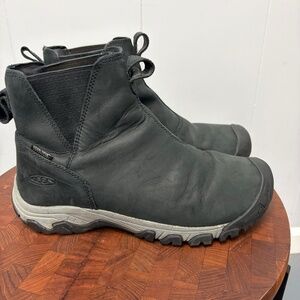 Keen Women's  Greta Chelsea Black Leather Waterproof Boots Size 9.5